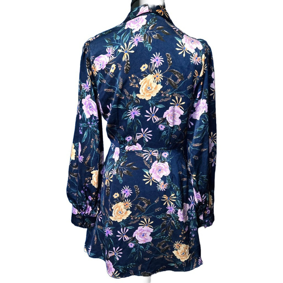 Lost + Wander Navy Floral Wrap Dress XS NWOT Wedding Guest Spring Cocktail Work - Picture 3 of 7